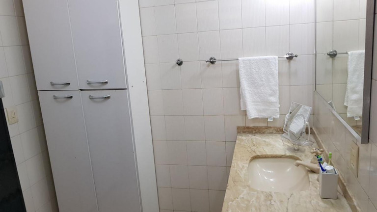 Imagem Apartamento com 3 Quartos à Venda, 150 m² em Copacabana - Rio De Janeiro