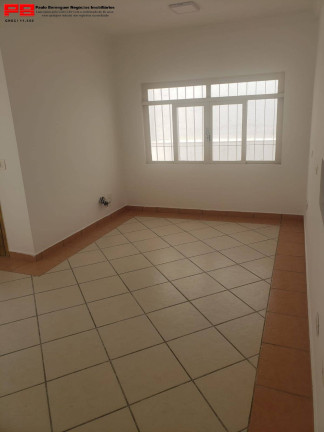 Casa com 3 Quartos para Alugar, 204 m² em Vila Nova Conceição - São Paulo