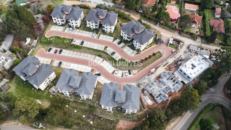 Imagem Imóvel com 2 Quartos à Venda, 58 m² em Região Do Atalaia - Campos Do Jordão Imagem Imóvel com 2 Quartos à Venda, 58 m² em Região Do Atalaia - Campos Do Jordão