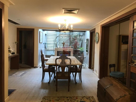 Imagem Cobertura com 3 Quartos à Venda, 304 m² em Bela Vista - Porto Alegre Imagem Cobertura com 3 Quartos à Venda, 304 m² em Bela Vista - Porto Alegre