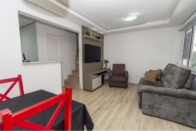 Casa com 3 Quartos à Venda,  em Igara - Canoas