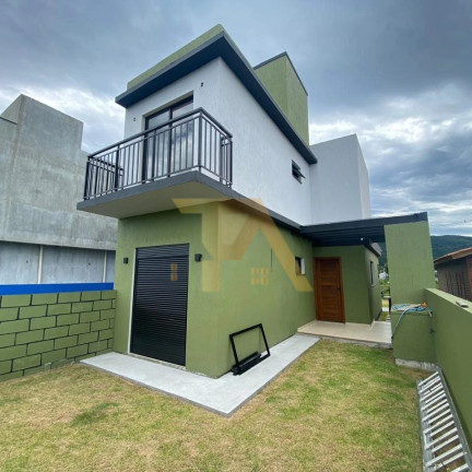 Imagem Imóvel com 3 Quartos à Venda, em Encantada - Garopaba Imagem Imóvel com 3 Quartos à Venda, em Encantada - Garopaba