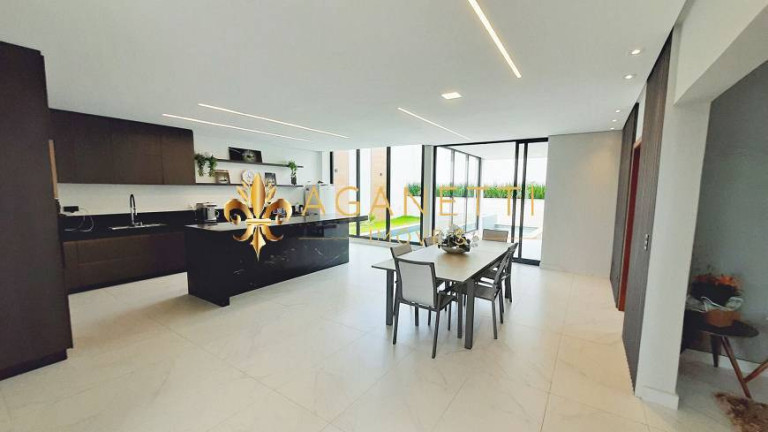 Imagem Casa com 4 Quartos à Venda, 530 m² em Alphaville Vespasiano - Vespasiano Imagem Casa com 4 Quartos à Venda, 530 m² em Alphaville Vespasiano - Vespasiano