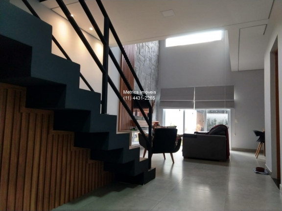 Imagem Imóvel com 2 Quartos à Venda, 300 m² em Vale Dos Lagos - Várzea Paulista Imagem Imóvel com 2 Quartos à Venda, 300 m² em Vale Dos Lagos - Várzea Paulista