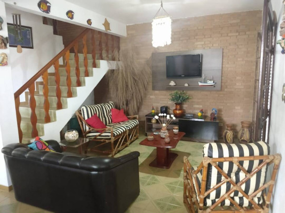 Imagem Sobrado com 4 Quartos à Venda, 250 m² em Cocanha - Caraguatatuba Imagem Sobrado com 4 Quartos à Venda, 250 m² em Cocanha - Caraguatatuba