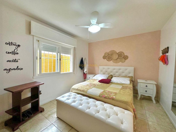 Imagem Casa com 3 Quartos à Venda, 109 m² em Centro - Xangri-lá