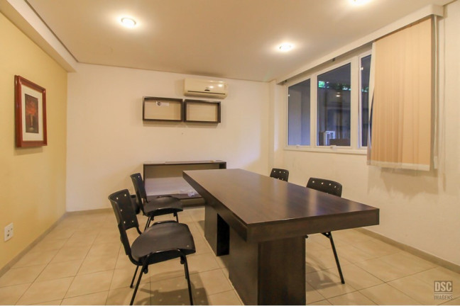 Imagem Apartamento com 2 Quartos à Venda, 80 m² em Menino Deus - Porto Alegre