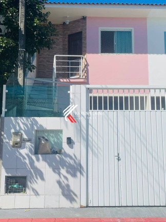 Imagem Casa com 2 Quartos à Venda, 110 m² em Forquilhas - São José