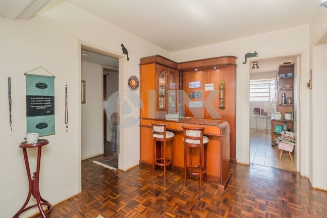 Imagem Apartamento com 3 Quartos à Venda, 90 m² em Menino Deus - Porto Alegre Imagem Apartamento com 3 Quartos à Venda, 90 m² em Menino Deus - Porto Alegre