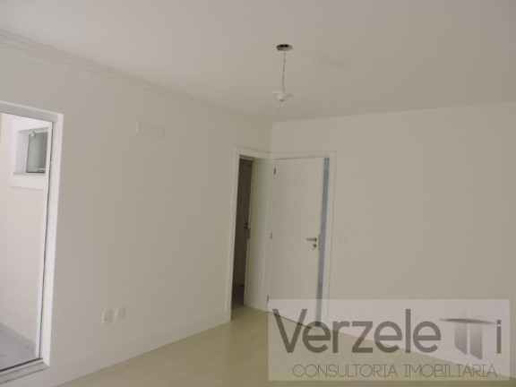 Imagem Casa com 3 Quartos à Venda, 175 m² em Praia Dos Amores - Balneário Camboriú Imagem Casa com 3 Quartos à Venda, 175 m² em Praia Dos Amores - Balneário Camboriú