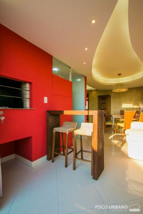 Imagem Imóvel com 3 Quartos à Venda, 111 m² em Petrópolis - Porto Alegre