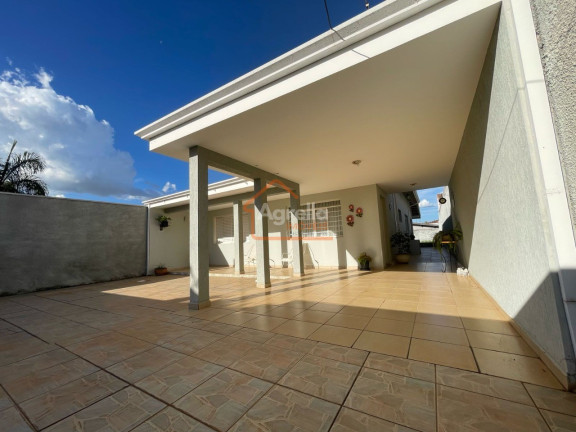 Casa com 2 Quartos à Venda, 140 m² em Santa Cruz - Mogi Mirim