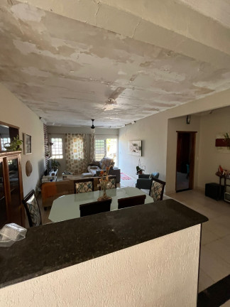 Imagem Casa com 3 Quartos à Venda, 180 m² em Setor Habitacional Arniqueira (águas Claras) - Brasília Imagem Casa com 3 Quartos à Venda, 180 m² em Setor Habitacional Arniqueira (águas Claras) - Brasília