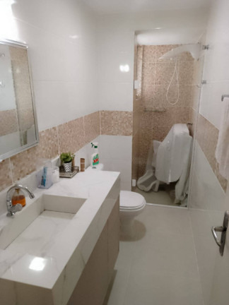 Imagem Apartamento com 3 Quartos à Venda, 122 m² em Centro - Florianópolis Imagem Apartamento com 3 Quartos à Venda, 122 m² em Centro - Florianópolis