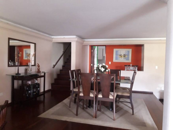 Imagem Sobrado com 3 Quartos à Venda, 330 m² em Jardim Semiramis - Cotia