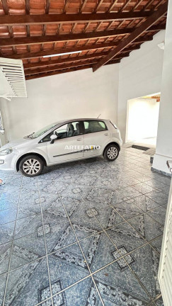 Imagem Casa com 3 Quartos à Venda, 130 m²