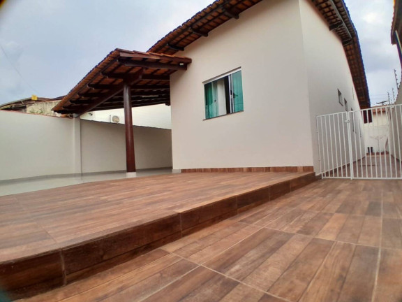 Imagem Casa com 3 Quartos à Venda, 250 m² em Santo André - Anápolis