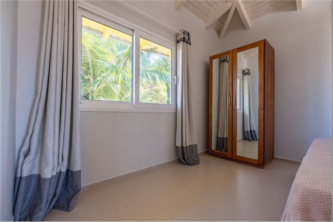 Imagem Casa com 5 Quartos à Venda, em Lagoa Da Conceição - Florianópolis Imagem Casa com 5 Quartos à Venda, em Lagoa Da Conceição - Florianópolis