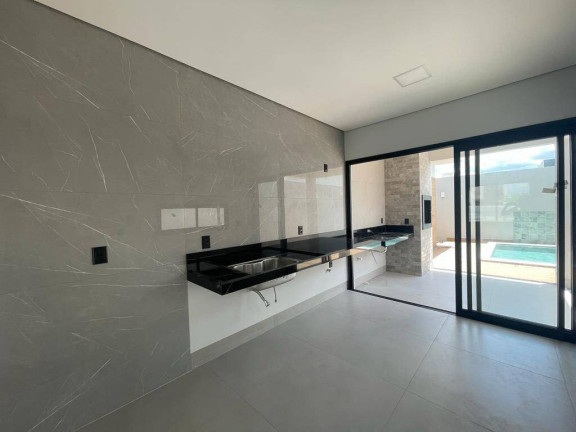 Imagem Casa com 3 Quartos à Venda, 300 m² em Condomínio Belvedere Ii - Cuiabá