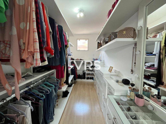 Imagem Casa com 3 Quartos à Venda, 142 m² em Parque São Luiz - Teresópolis