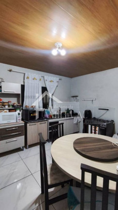 Imagem Casa com 3 Quartos à Venda, 97 m² em Espinheiros - Joinville