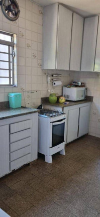 Imagem Casa com 3 Quartos à Venda, 194 m² em Centro - Itapetininga