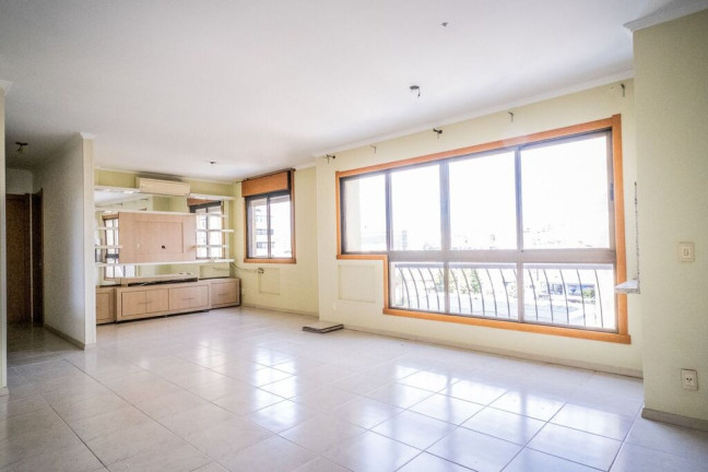 Imagem Apartamento com 2 Quartos à Venda, 87 m² em Passo Da Areia - Porto Alegre