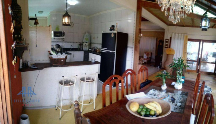 Imagem Casa com 2 Quartos à Venda, 180 m² em Rio Tavares - Florianópolis