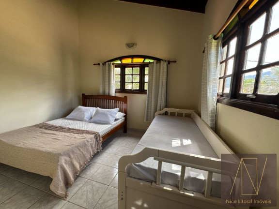 Imagem Casa de Condomínio com 6 Quartos para Temporada, 360 m² em Mar Verde - Caraguatatuba