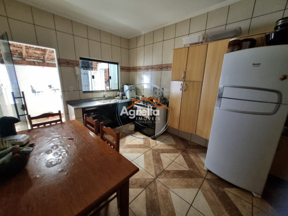 Imagem Casa com 3 Quartos à Venda, 227 m² em Jardim Almira - Mogi Guaçu Imagem Casa com 3 Quartos à Venda, 227 m² em Jardim Almira - Mogi Guaçu