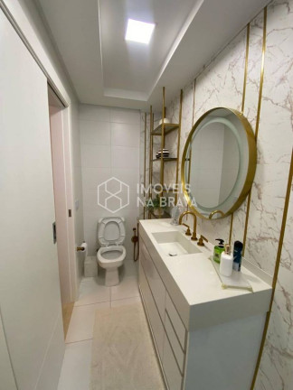 Imagem Apartamento com 3 Quartos à Venda, 207 m² em Centro - Balneário Camboriú Imagem Apartamento com 3 Quartos à Venda, 207 m² em Centro - Balneário Camboriú