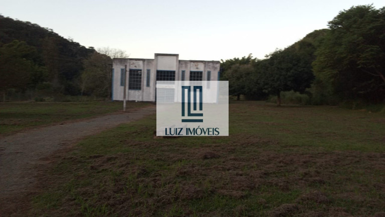 Imagem Imóvel com 40 Quartos à Venda, 333.800 m² em Estrada Do Patronato - Bemposta Imagem Imóvel com 40 Quartos à Venda, 333.800 m² em Estrada Do Patronato - Bemposta