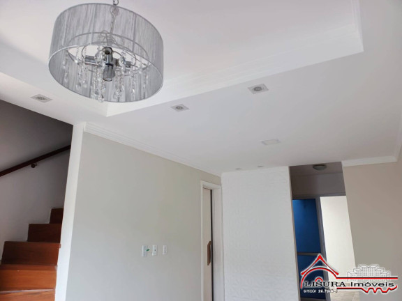 Imagem Casa de Condomínio com 2 Quartos à Venda, 56 m² em Jardim Colônia - Jacareí