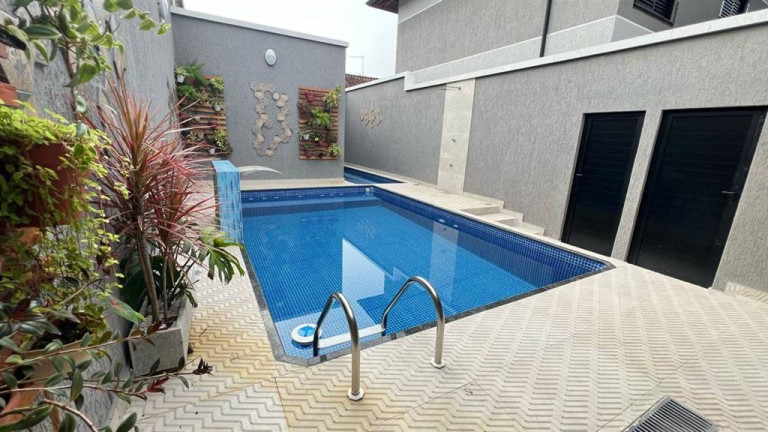 Imagem Casa com 2 Quartos à Venda, 55 m² em Maracanã - Praia Grande Imagem Casa com 2 Quartos à Venda, 55 m² em Maracanã - Praia Grande
