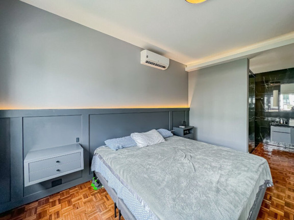 Imagem Imóvel com 3 Quartos à Venda, em Rio Branco - Porto Alegre Imagem Imóvel com 3 Quartos à Venda, em Rio Branco - Porto Alegre