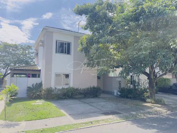 Casa com 3 Quartos à Venda, 135 m² em Colina De Laranjeiras - Serra