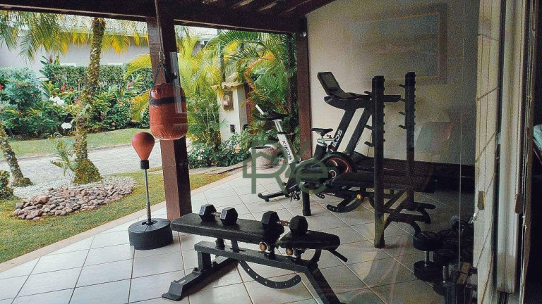 Imagem Casa com 8 Quartos à Venda, 500 m² em Pontal - Angra Dos Reis Imagem Casa com 8 Quartos à Venda, 500 m² em Pontal - Angra Dos Reis
