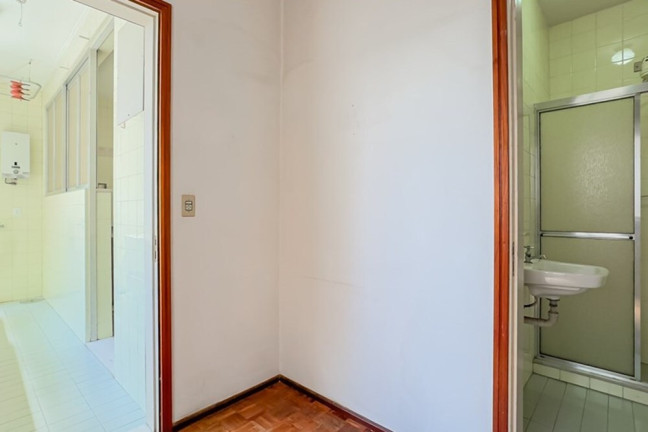 Imagem Apartamento com 3 Quartos à Venda, 217 m² em Independência - Porto Alegre
