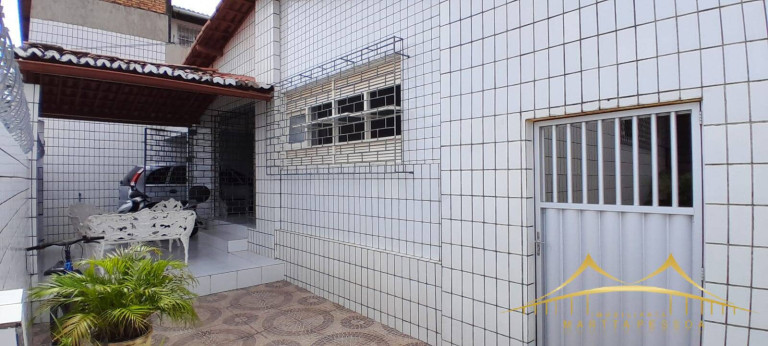 Imagem Casa com 4 Quartos à Venda, 250 m² em Lagoa Nova - Natal Imagem Casa com 4 Quartos à Venda, 250 m² em Lagoa Nova - Natal