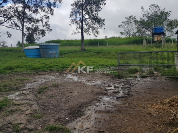 Imagem Imóvel com 2 Quartos à Venda, 800.000 m² em Zona Rural - Cajuru Imagem Imóvel com 2 Quartos à Venda, 800.000 m² em Zona Rural - Cajuru