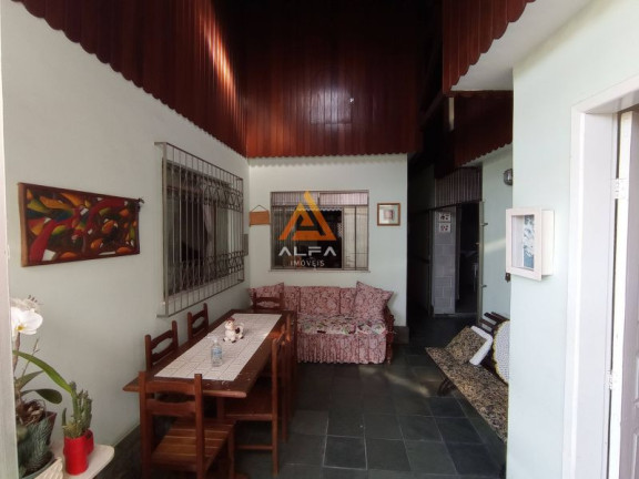 Imagem Casa com 4 Quartos à Venda, 500 m²