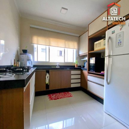 Imagem Imóvel com 3 Quartos à Venda, 90 m² em Vivaldi Leite Ribeiro - Poços De Caldas Imagem Imóvel com 3 Quartos à Venda, 90 m² em Vivaldi Leite Ribeiro - Poços De Caldas
