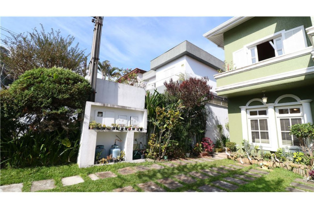 Imagem Casa com 3 Quartos à Venda,  em Horto Do Ipê - São Paulo