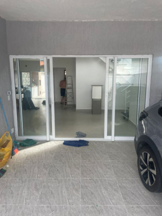 Imagem Casa com 4 Quartos à Venda, 232 m² em Estância Balneária Maria Helena Novaes - Peruíbe Imagem Casa com 4 Quartos à Venda, 232 m² em Estância Balneária Maria Helena Novaes - Peruíbe