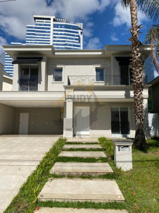 Casa com 4 Quartos à Venda, 400 m² em Sítio Tamboré Alphaville - Barueri