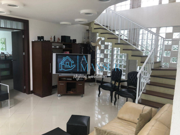 Imagem Casa com 4 Quartos para Temporada, 390 m² em Vista Linda - Bertioga
