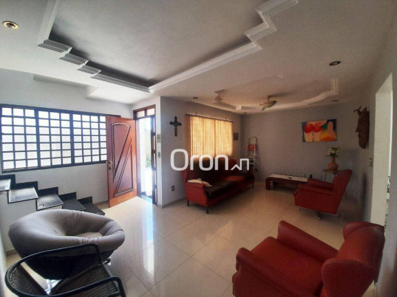 Imagem Sobrado com 3 Quartos à Venda, 270 m² em Jardim América - Goiânia