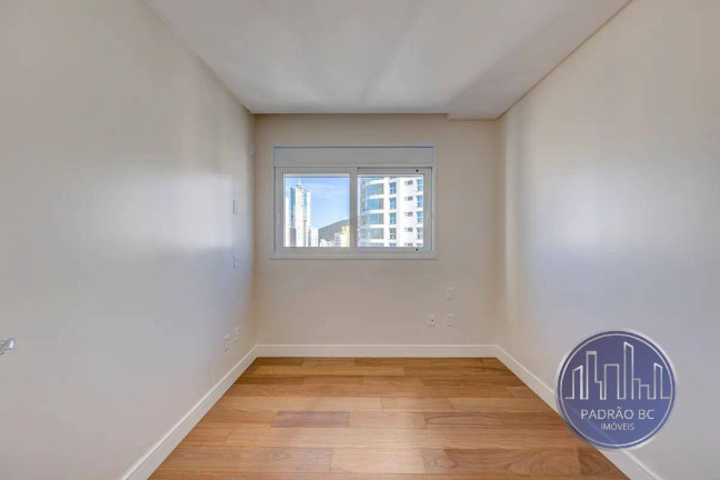 Imagem Apartamento com 4 Quartos à Venda, 160 m² em Pioneiros - Balneário Camboriú Imagem Apartamento com 4 Quartos à Venda, 160 m² em Pioneiros - Balneário Camboriú