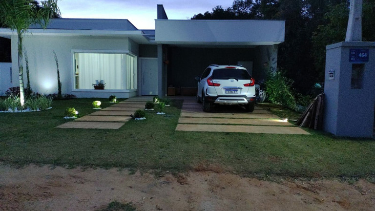Casa com 4 Quartos à Venda, 181 m² em Centro - Pardinho
