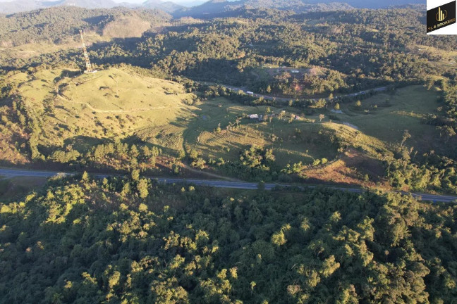 Imagem Imóvel com 3 Quartos à Venda, 421.000 m² em Br 116 - Campina Grande Do Sul